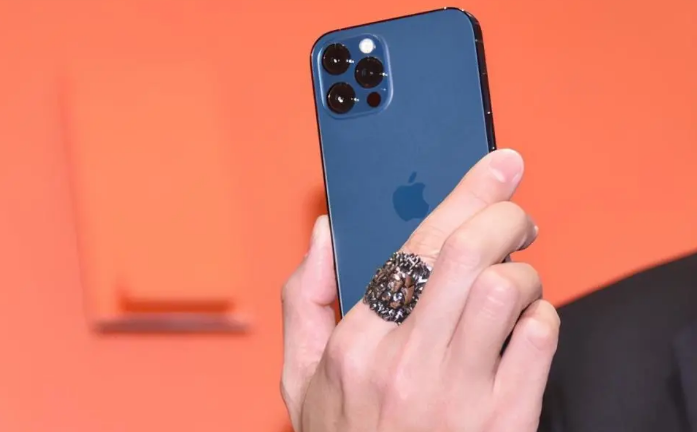 封开苹果手机维修分享iPhone12系列重启方法教程 